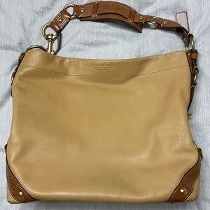 Coach leather shoulder bag